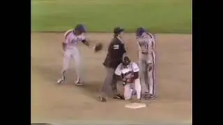NYM@SD: Roger McDowell escapes multiple jams in relief outing (1986)