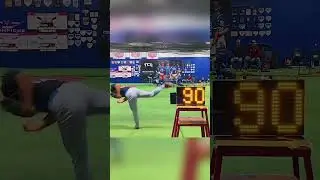 5&rsquo;6&rdquo; pitcher throws 90mph in front of college scouts