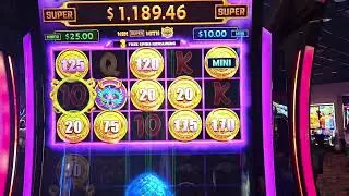 💥 Live From the Casino! | Couple Spins Slots on Friday Night at Grand Casino Hinkley