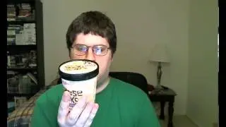 Snack Reviews: Ruggles Moose Tracks Peanut Butter Fudge Ice Cream
