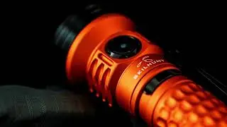 MiX-7 Gen 2 flashlights