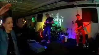 Set 1 Brisk LIVE at Scotty’s Taphouse (Richmond) | ’90s & 2000s Rock Cover Band Set