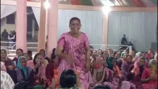 હમીરગઢ મંડળ ની બહેનોએ ભજનમાં ચાર ચાંદ લગાવી દીધા#bhajan #shorts 