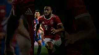 El momento que impuls&oacute; a Sacha Boey al top del Rennes