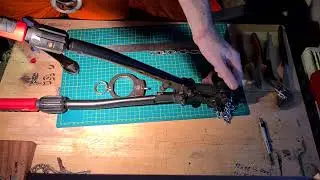 making your own long chain handcuffs, Smith & Wesson 6 inch chain cuffs ⛓