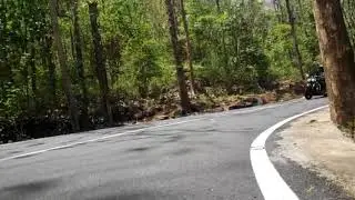Triumph Thunderbird Storm cornering and Exhaust sound