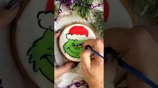 Merry Christmas Mr. Grinch cookie decor #cookie #christmas #grinch