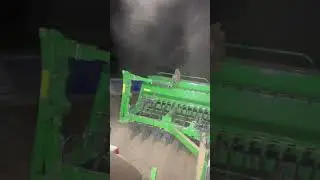 John Deere 8420 planting rye with a 1590 drill and autotrac