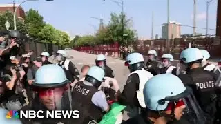 New security concerns in Chicago after protesters break through barricade