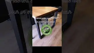 Pr&eacute;sentation de la Table de Repas en Bois Massif : &Eacute;l&eacute;gance et Convivialit&eacute;