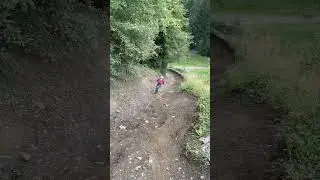 Morzine Le Pleney Noire 10% #bike #downhill #downhillmtb #mtb #dh #morzine #pleney #noire #bikepark