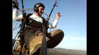 voo de paramotor RD 135 em frente o mirante