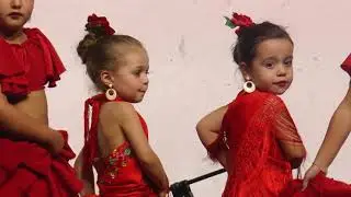 Actuaci&oacute;n del grupo flamenco de Nora Garcia, FERIA 2017.