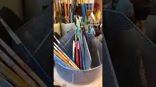 Organize my paint ￼brushes with Me 🤩