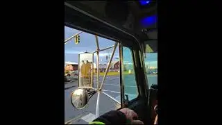 Peterbilt 379l POV equipment hauling LOWBED
