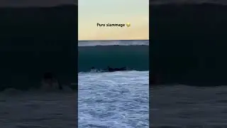This is what it looks like to WIPEOUT 😂 #surfing #wipeout #slams