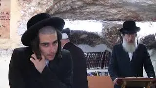 ההילולא בקבר שמעון הצדיק .מ.בת עין הפקות.
בחסות חסדי יוסף .