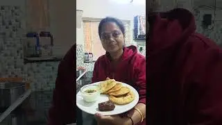 Soft and Moist and Mouth melting Stuffed Gobhi Aalo Puri. जो खाए जीवन भर याद रखे।