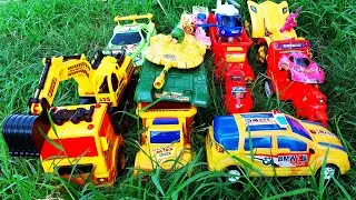 Hidden Many Colorful Toy Vehicles In The Sand Pit | Spider-Man Double Decker Bus, Private Car & etc