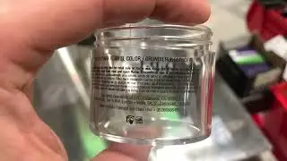 Screen printing on cosmetic jars with the Model F1-DC - fine detail printing