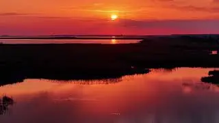 ✨ Sunset over Lake Bistreț | Magical Aerial View with DJI Air 3S | C&acirc;rna, Romania 🌅