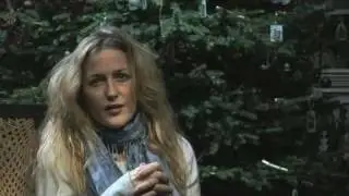 Gillian Anderson - A Doll's House Interview