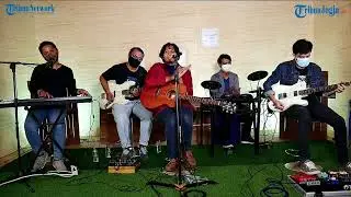 LIVE MUSIC ZONE Bersama FAYRUSH