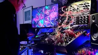 a sunday afternoon - modular jam with Oxi One mkII