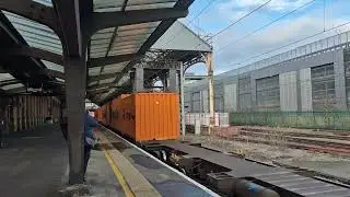 Double Header Freightliner Class 90s 90040 & 90014 Passing Preston Station With A 2 Tone 