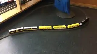 ER20 MRCE von Roco mit Bauzug