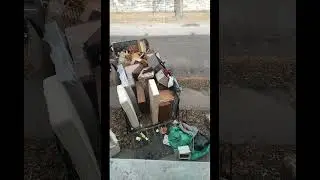 HOARDERS HOUSE CLEAN OUT DAY     junkremoval #hoarderckeanout #garbageremoval #demolition #eviction