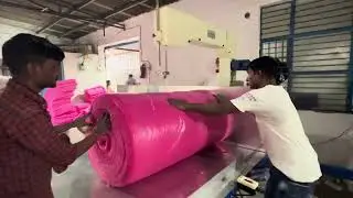 Vertical foam cutting machine