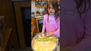 Payton at Lush Cosmetics in Dadeland Mall! #kids #positivityrules #floridacity  #dadeland mall