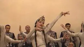 Armenian Dance - Tatoul Altounyan Song & Dance Ensemble - 3