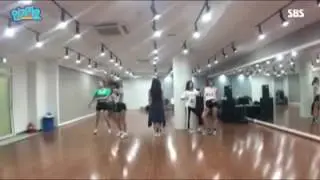 SBS FIVE Ws Dance Practice