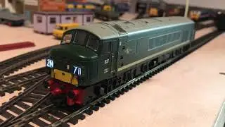 Bachmann Class 45 D27 BR Green DCC Sound review and run round with MK1 maroon coaches