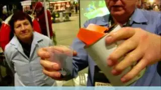 No Spill Paint Pourers