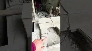 Pull out old conveyor belt | maintenance