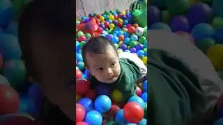 trakhir mandi bola sebelom PSBB 2020 kemudian 2022 baru deh mandi bola lagi 😀