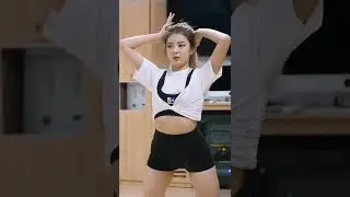 She's killing mee🥵🤯😱 #lia #itzy