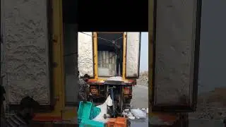 Ice cubes loading in fishing boats @ harbour 🧊 ⛸️ 🎣