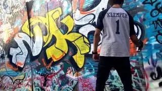 Piece in pieces-Graffiti