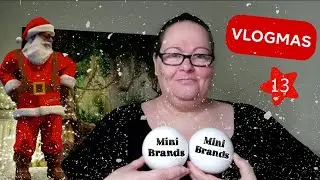 VLOGMAS GIORNO 13🌲APRIAMO 2 MINI BRAND DISNEY FROZEN E STICH...