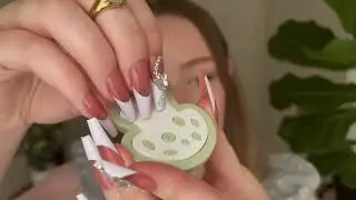 *one minute asmr* textured scratching (no talking)