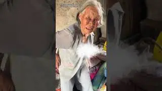 看见老人脸上露出笑容的那一刻，她的笑容像一缕阳光，驱散了生活的阴霾。原来，幸福可以如此简单，一件温暖的衣裳，一句真诚的赞美，就能让辛劳的她暂时忘记疲惫，开怀一笑#农村生活#农村老人#传递善良传递爱