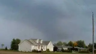 tornadic wall cloud in southwestern ontario canada 2007