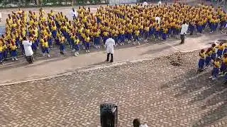 Chers éducateurs, tous les élèves ont besoin d'un Prof heureux qui leur donnera le goût d'apprendre.