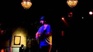 Dave Bruzza-I've Been All Around This World 5/2/15