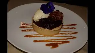 Is the Specialty Dining Package on Oasis Class a Good Value?