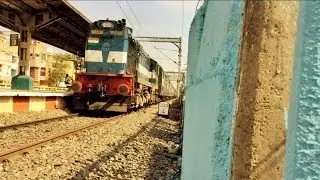 20-Second Long Spectacular ALCo honking Action!!